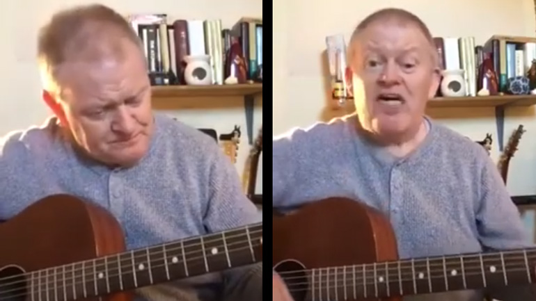 Μεγάλος τραγουδιστής στην κιθάρα