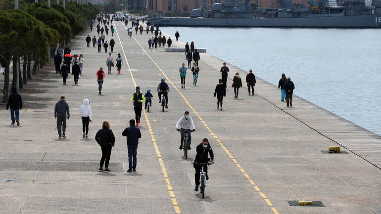 Αίρονται τα μέτρα περιορισμού στη Νέα Παραλία Θεσσαλονίκης