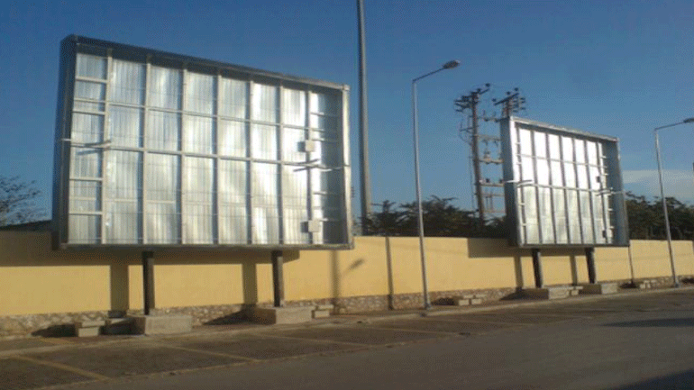 Χανιά: Στην απομάκρυνση παράνομων πινακίδων προχωρά ο δήμος