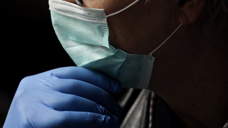 Στους 137 οι νεκροί από κορωνοϊό – Πέθανε 90χρονος που νοσηλευόταν στη ΜΕΘ του Ρίου