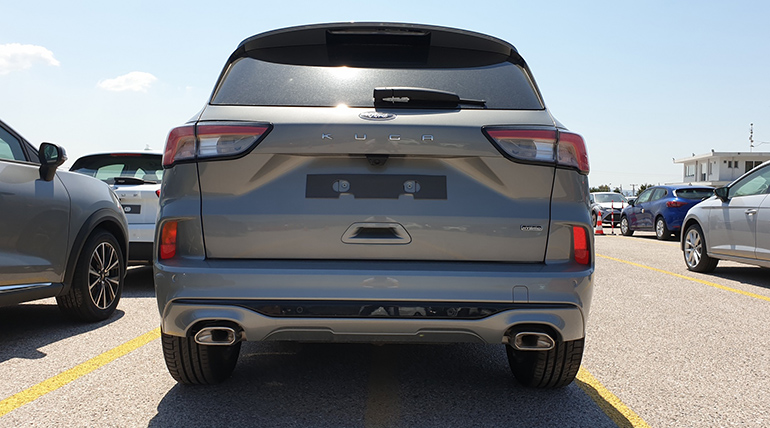 Kuga μόνο στο όνομα γιατί έχει αλλάξει πάρα πολύ συγκριτικά με τον προκάτοχό του...