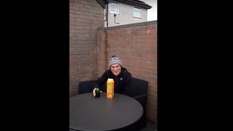 «Όχι, αγάπη μου, δεν πίνω»