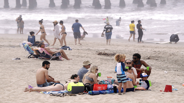 Κορωνοϊός: Αυστηρά μέτρα λαμβάνει η Καλιφόρνια εξαιτίας του συνωστισμού στις παραλίες