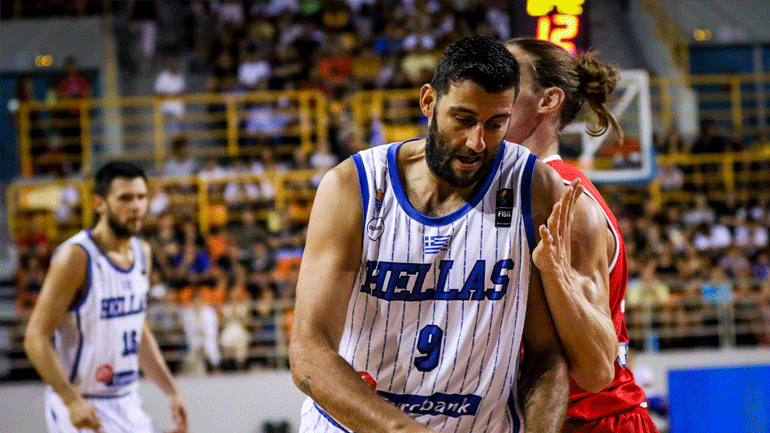 «Ζήσε αθλητικά»: Σε δημοπρασία φανέλες των Μπουρούση, Ζήση και Στογιάκοβιτς