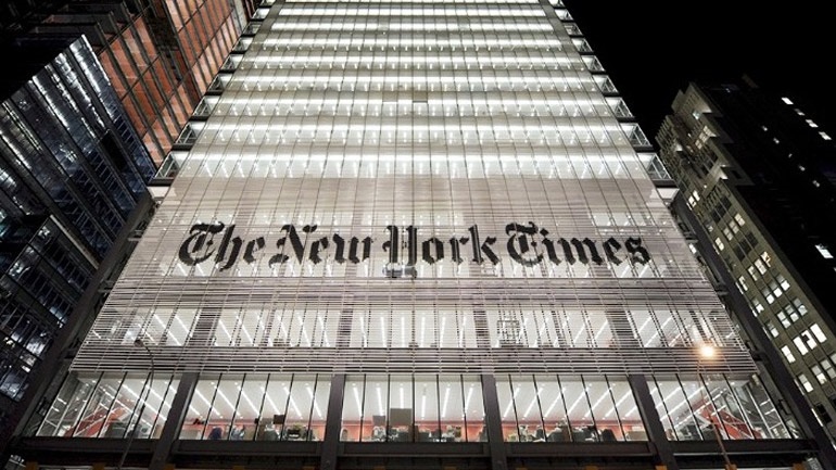 Οι New York Times «χειροκροτούν» την Ελλάδα: «Τα κατάφερε κόντρα στις πιθανότητες»