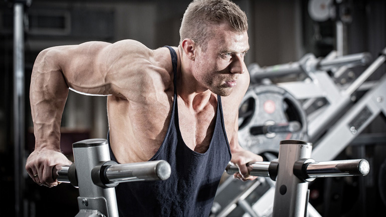 ΑΥΤΗ είναι η απόλυτη άσκηση για τους τρικέφαλους!