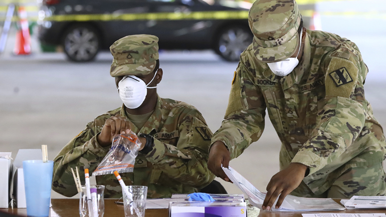 Περισσότεροι νεκροί εξαιτίας της πανδημίας στις ΗΠΑ απ’ ό,τι στον πόλεμο του Βιετνάμ