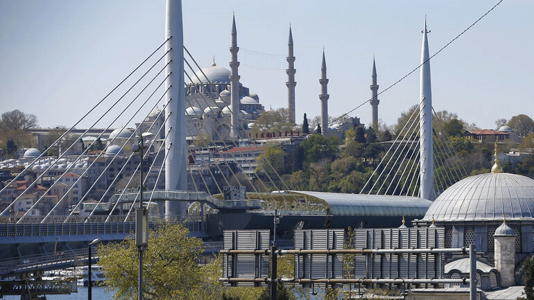 Τουρκία: Κλειστά τα σχολεία μέχρι τέλος Μαΐου λόγω Covid-19