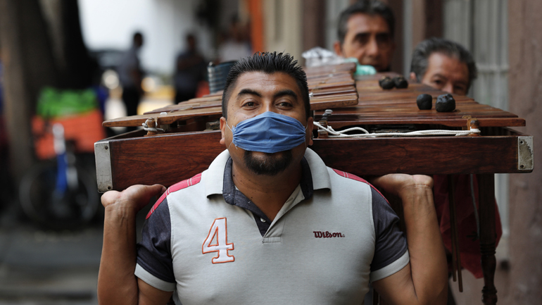 Κορωνοϊός: 135 νέοι θάνατοι, 1.223 νέα κρούσματα στο Μεξικό