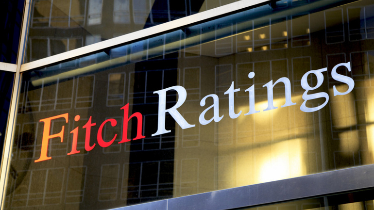 Ο οίκος αξιολόγησης Fitch υποβάθμισε το αξιόχρεο της Ιταλίας
