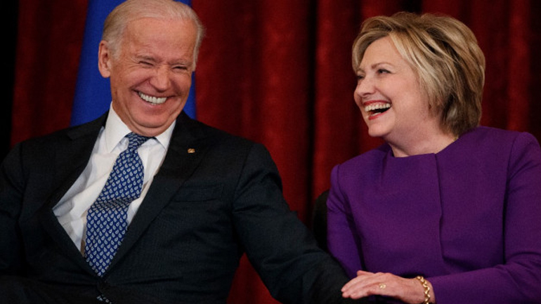Η Χίλαρι Κλίντον ανακοίνωσε τη στήριξή της στον Τζο Μπάιντεν