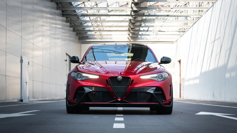 Το πιο ξεχωριστό sport sedan