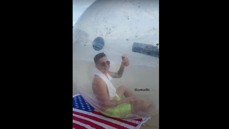 Πώς να πάτε στην παραλία χωρίς να ανησυχείτε για τον κορωνοϊό