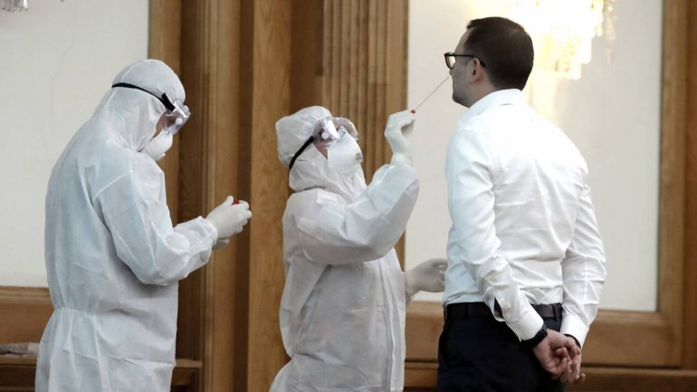 Σχεδόν όλοι οι ασθενείς με COVID-19 έχουν μειωμένη αίσθηση οσμής