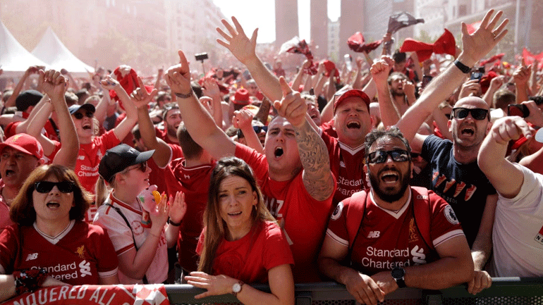 Δήμαρχος Λίβερπουλ: «Διακόψτε το πρωτάθλημα, θα βγει ο κόσμος να πανηγυρίσει»