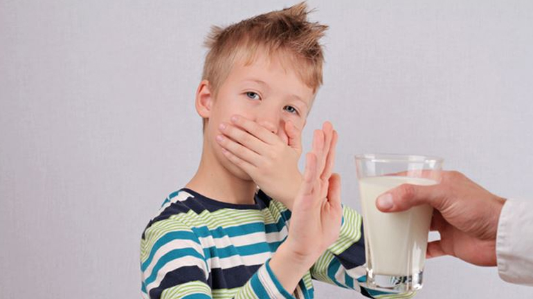 Πώς θα καταλάβετε ότι το παιδί σας έχει δυσανεξία στη λακτόζη;