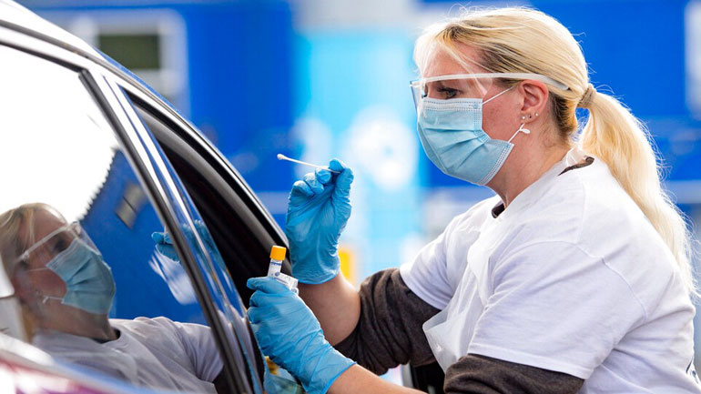 Βρετανία: 370 νέοι θάνατοι από κορωνοϊό