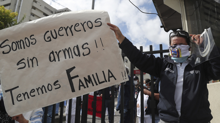 Κορωνοϊός: 308 θάνατοι και 1.128 κρούσματα σε ένα 24ωρο στον Ισημερινό