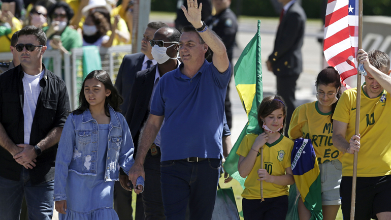 Βραζιλία: Κατά των μέτρων καραντίνας ο Μπολσονάρου