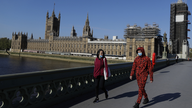 Telegraph: Τα πρωτοβάθμια σχολεία στη Βρετανία θα ανοίξουν πιθανόν την 1η Ιουνίου