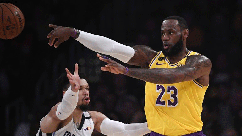 Xαμός στα social media με τη φημολογία ότι ο Λεμπρόν Τζέιμς απάτησε τη σύζυγό του – Δείτε την… πέτρα του σκανδάλου!