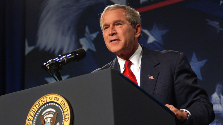 Αντίδραση Τραμπ για βίντεο του πρώην προέδρου Τζορτζ Μπους