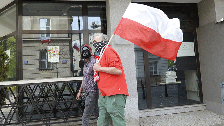 Πολωνία: Δύσκολη η οργάνωση για τη διεξαγωγή των προεδρικών εκλογών στις 10 Μαΐου