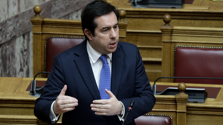 Από τον Μανιαδάκη στον Μηταράκη  (1936 – 2020). Εκεί καταντήσαμε