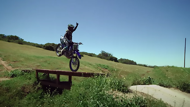 Το freestyle motocross της καραντίνας