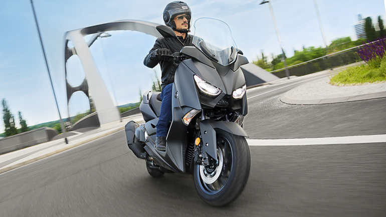 Yamaha XMAX: Αυτό είναι το scooter που θα ήθελες