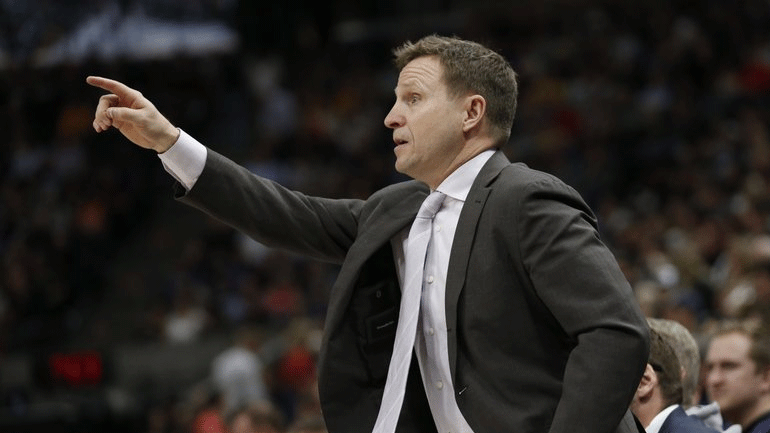 NBA: Ξυρίζει το κεφάλι του για φιλανθρωπικό σκοπό ο προπονητής των Ουίζαρντς