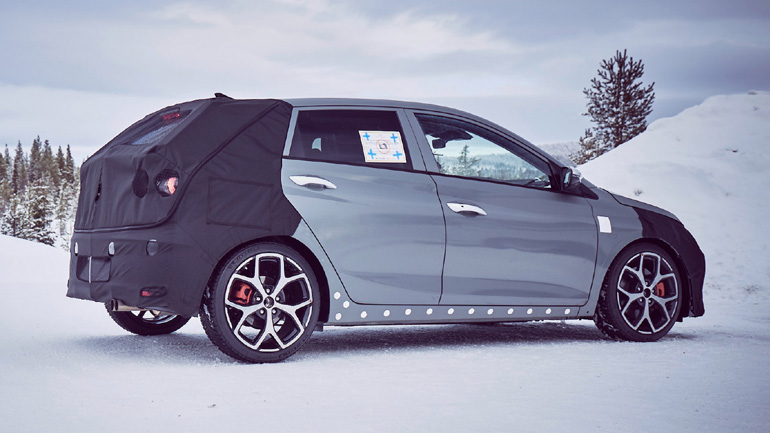 Αποκαλύπτεται το «καυτό» Hyundai i20 N