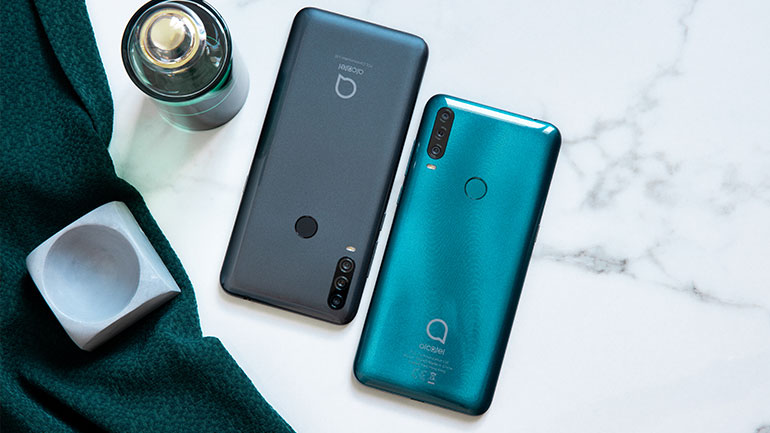 Τα πιο προσιτά νέα smartphones της Alcatel