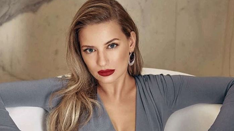 Η Ντόρα Μακρυγιάννη ανακοίνωσε το τέλος της σειράς «Γυναίκα χωρίς όνομα»