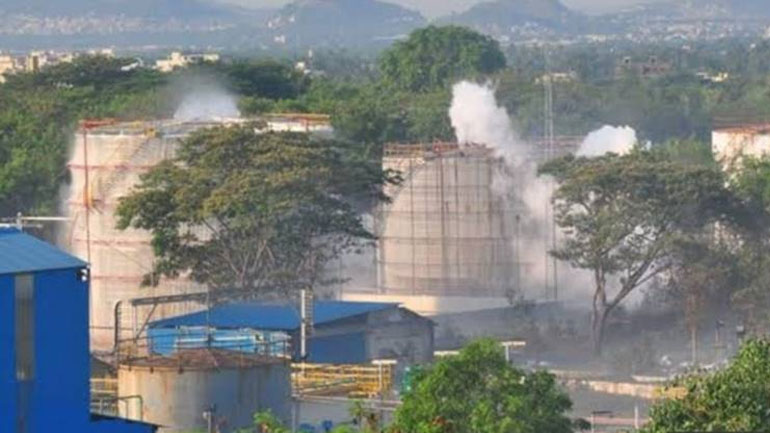 Ινδία: Διαρροή αερίου από εργοστάσιο σκότωσε έξι ανθρώπους Ινδία: Διαρροή αερίου από εργοστάσιο σκότωσε έξι ανθρώπους