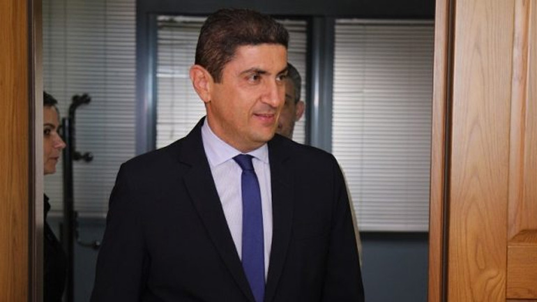 Αυγενάκης: «Κάθε πράξη που πληγώνει τον Αθλητισμό μας και τη Δημοσιογραφία είναι αυτονόητα καταδικαστέα»