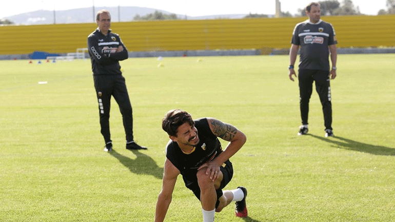 Έτοιμοι σε 15 ημέρες οι ποδοσφαιριστές της ΑΕΚ