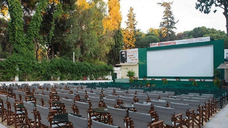 Ανοίγουν θερινά σινεμά και μουσεία – Τι ισχύει με παραστάσεις και επίδομα 800€