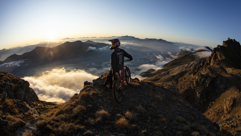 Επίσημο τρέιλερ της ταινίας “The Legend of Tommy G”