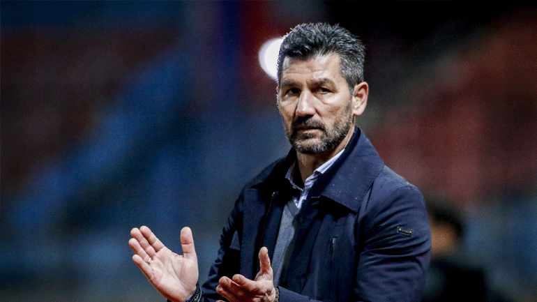 Με τον Ουζουνίδη στον πάγκο και τη νέα σεζόν ο ΑΠΟΕΛ