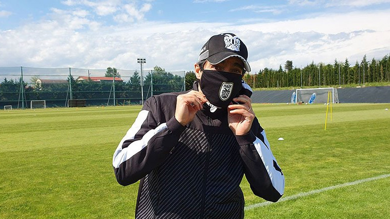 Φερέιρα: «Να είμαστε το παράδειγμα»