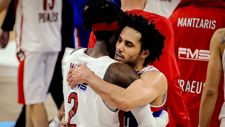 Λάρκιν: «Συμβουλεύτηκα τον Ντάνστον πριν υπογράψω στην Εφές»