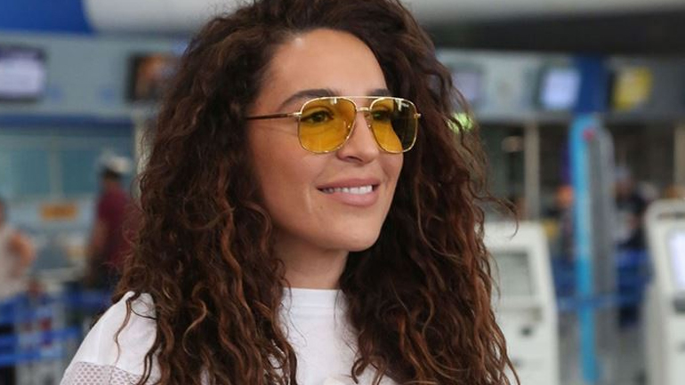 Η Γιάννα Τερζή γυμνάζεται με τον σύντροφό της στην ταράτσα