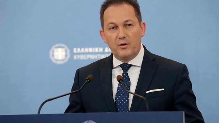 Πέτσας κατά ΣΥΡΙΖΑ: Ακόμη και σήμερα επενδύει στο μίσος και τον διχασμό