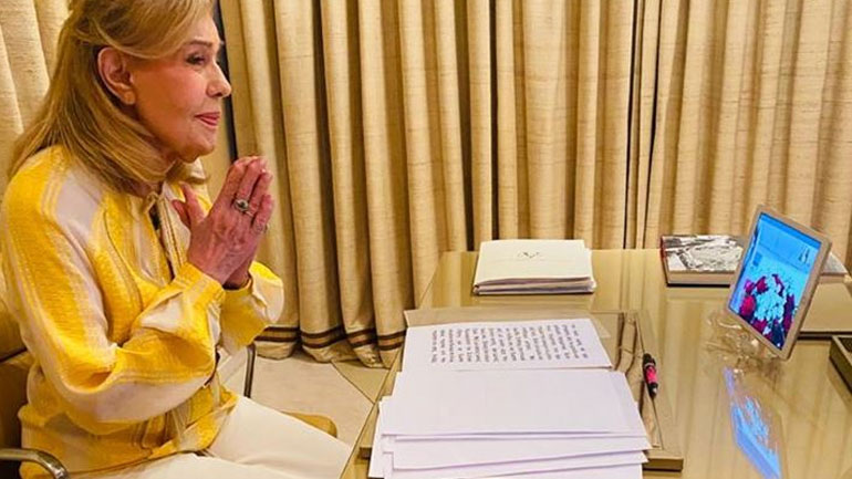 H Μαριάννα Βαρδινογιάννη τίμησε τις μητέρες – ηρωίδες της Ογκολογικής Μονάδας Παίδων