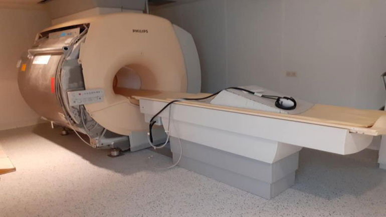 Κερατέα: Μαγνητικός τομογράφος-δωρεά σκουριάζει αχρησιμοποίητος