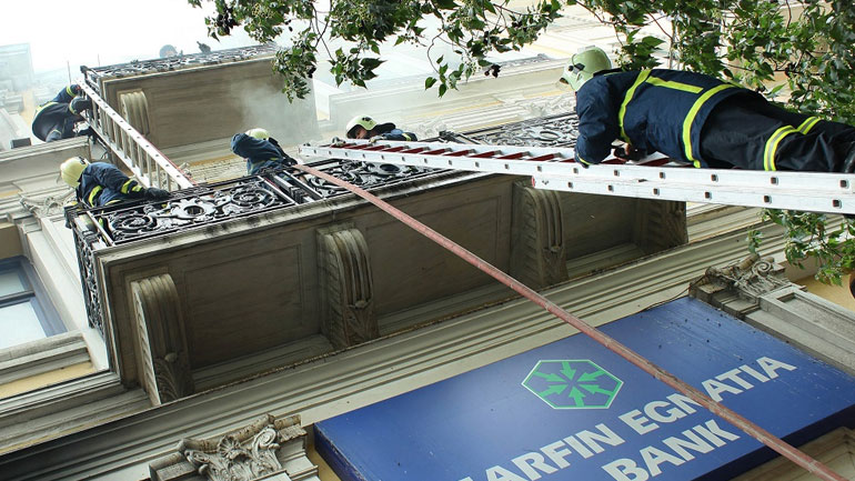 Τα γεγονότα της Marfin μέσα από φωτογραφίες και βίντεο