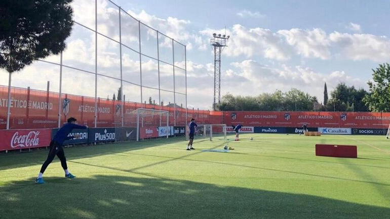Με γάντια και μάσκες η πρώτη προπόνηση της Ατλέτικο Μαδρίτης