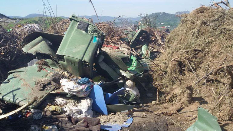 Καταγγελίες για οικολογική καταστροφή σε χωματερή στην Αγιά Λάρισας