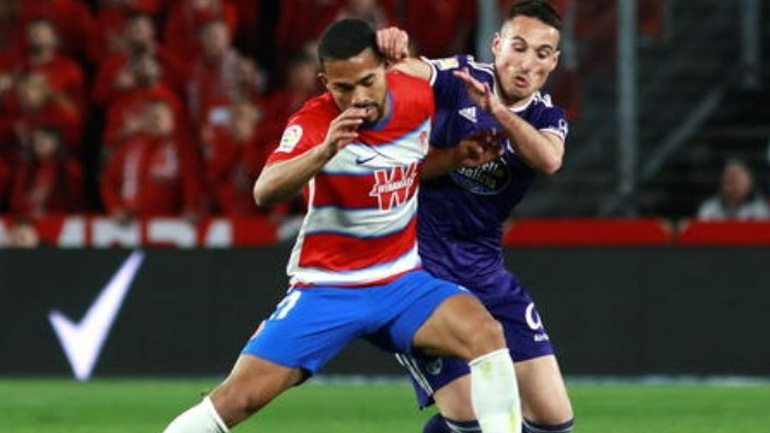 Ισπανία: Θετικός στον κορωνοϊό ο Ερέρα της Γρανάδα